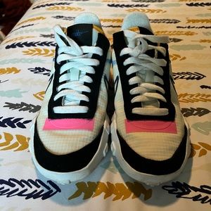 Nike Womens Waffle Racer 2X